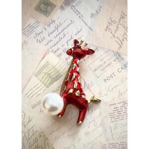 Mid-Century Whimsical Animal Jewelry | Gold Tone Collectible Pin